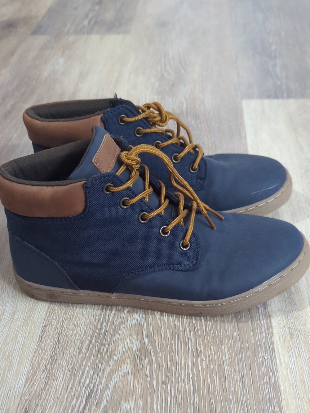 Children's Place Navy Casual Boots with Brown Accents